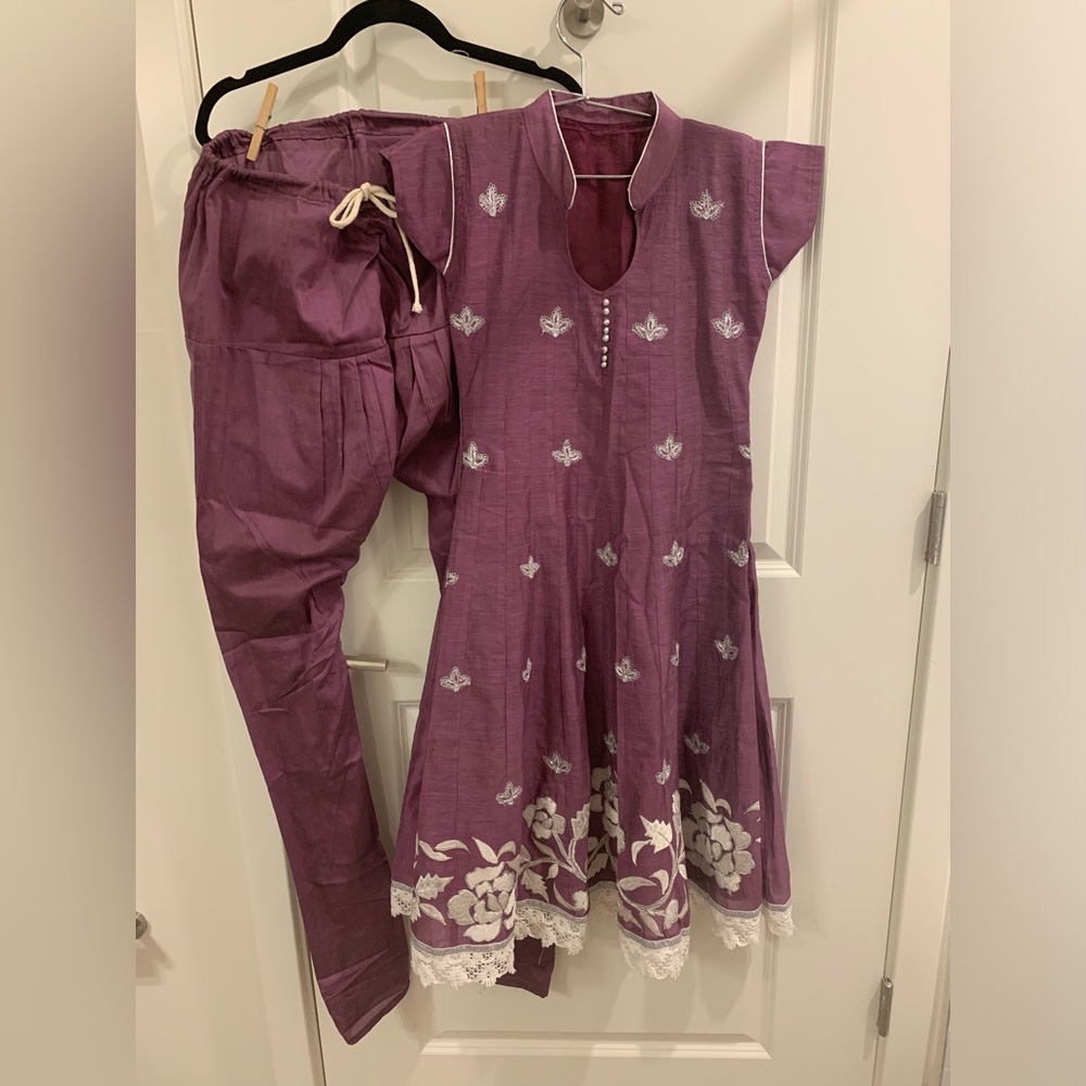 Indian Indian Pakistani Punjabi style dress Kid suit with work over neck